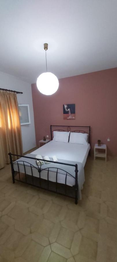 Giannis Stella Apartment Mourteri Ruang foto