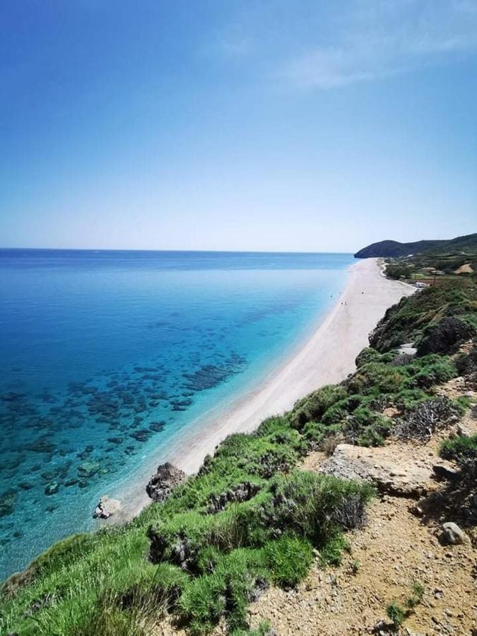 Giannis Stella Apartment Mourteri Bagian luar foto